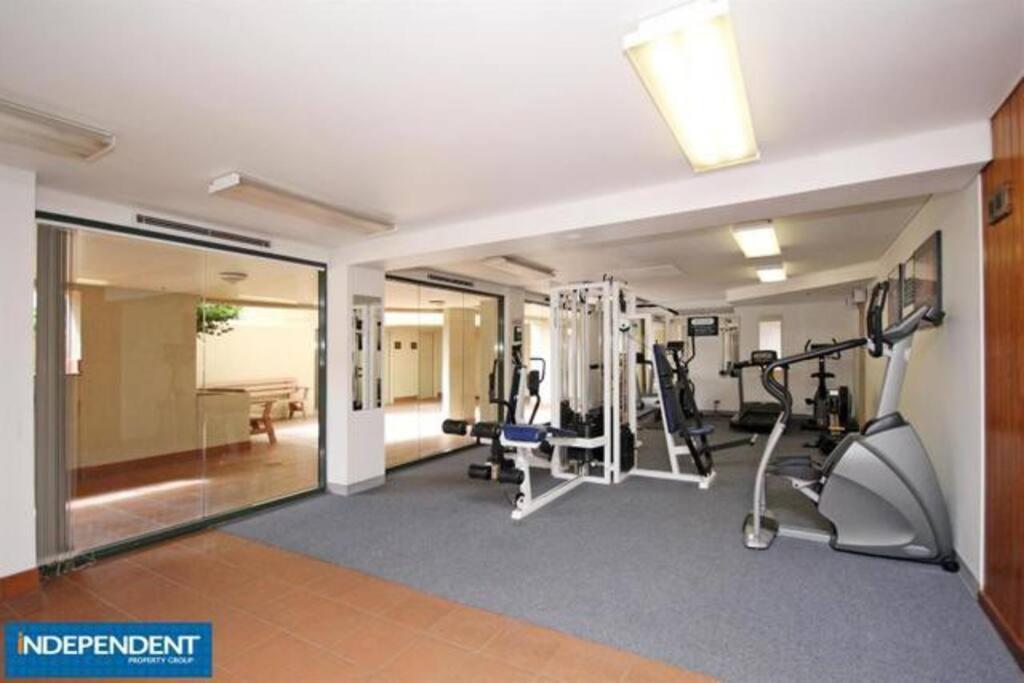 Апартаменти 2 Beds 2 Baths Apt In Braddon Cbd - Pool, 1 Free Parking, Gym Канберра Екстер'єр фото